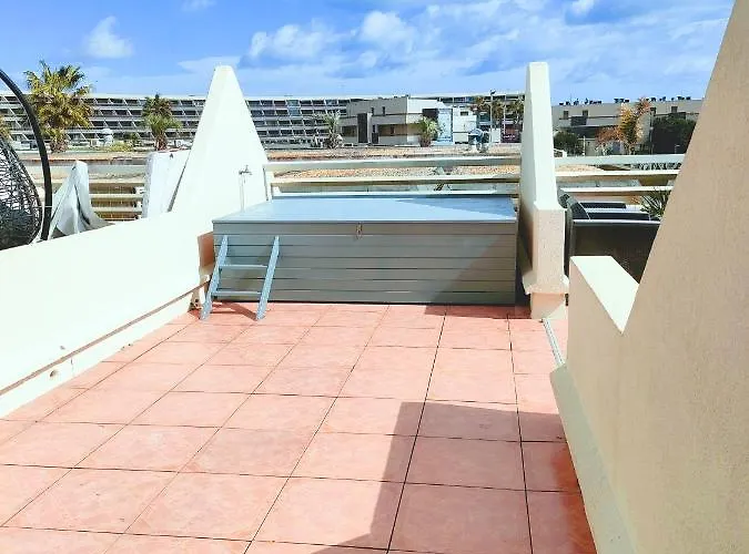 Cap D\'Agde Naturiste F